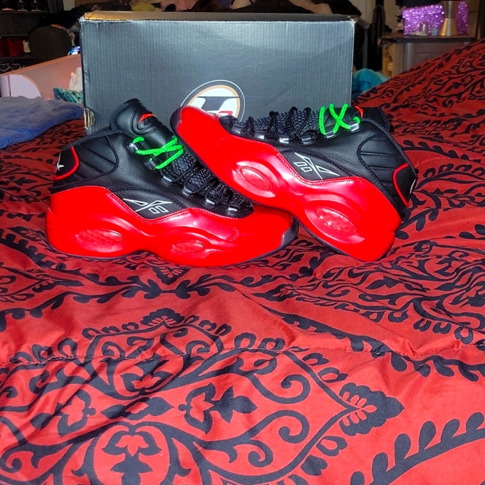 Reebok Question Mid
